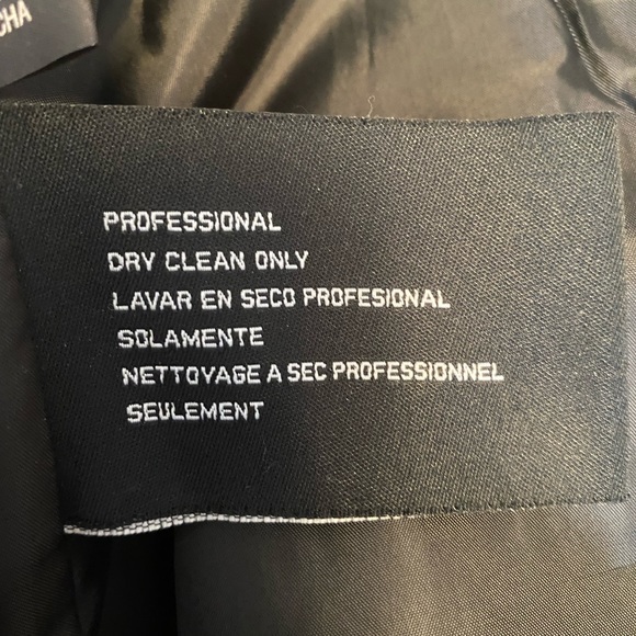 LNR brand, Womens wool coat, 35” from neck to bottom hem. Grey - Picture 6 of 6